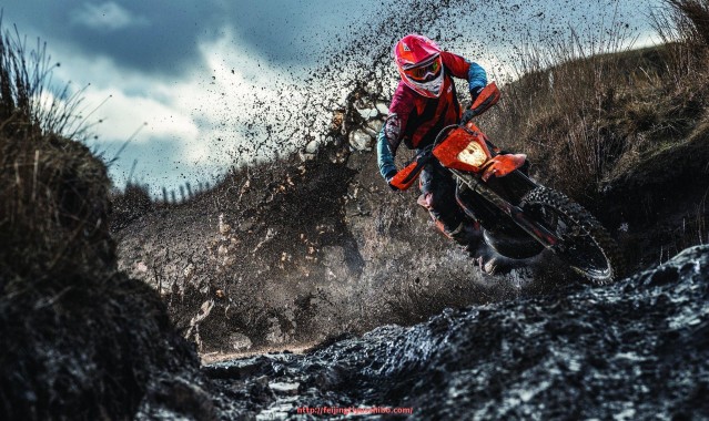 飞鲸体育直播-Photoshop中健身器材素材应用实例